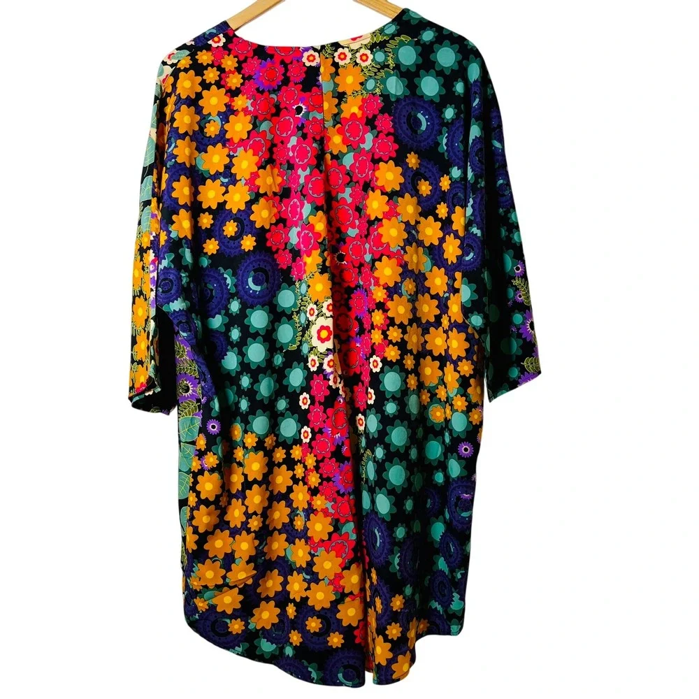 LuLaRoe Shirley Kimono Women L Multicolor Floral Patchwork Open Front Cardigan - Picture 3 of 5